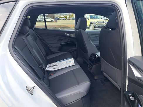 New 2026 Volkswagen ID.4 Pro S Plus image 16