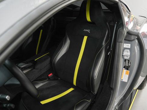 Used 2020 Aston Martin V8 Vantage AMR RWD image 42