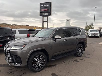 Used 2024 Lexus LX 600 4WD w/ Luxury Package