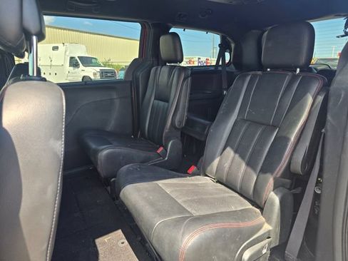 Used 2017 Dodge Grand Caravan GT FWD image 12