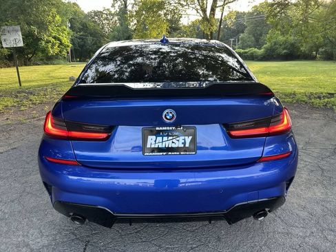 Used 2022 BMW 330i xDrive Sedan w/ M Sport Package AWD/4WD image 26