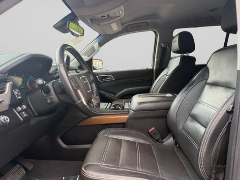 Used 2019 GMC Yukon XL Denali RWD image 17