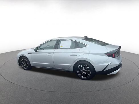 Used 2025 Hyundai Sonata SEL image 11