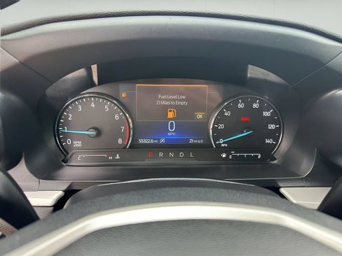 Used 2023 Ford Explorer XLT w/ Equipment Group 202A AWD/4WD image 33