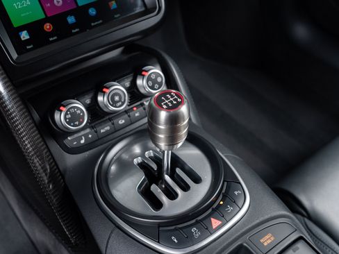 Used 2012 Audi R8 V10 AWD/4WD image 48
