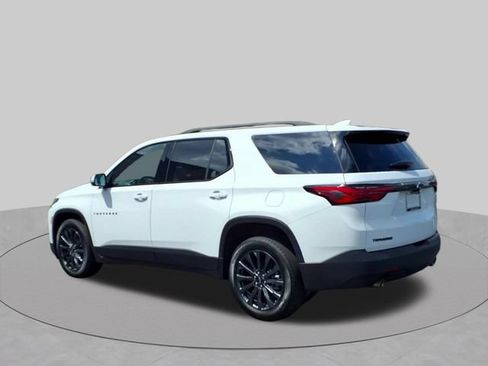 Used 2023 Chevrolet Traverse RS FWD image 6