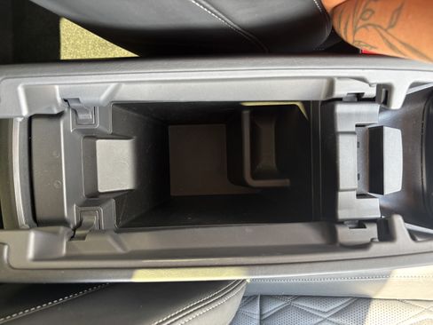 Used 2023 Nissan Rogue Platinum image 19