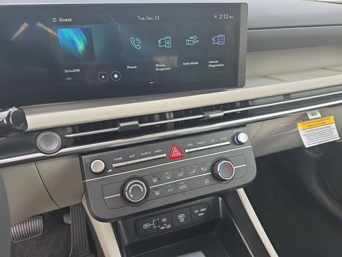 New 2026 Hyundai Tucson SE image 19