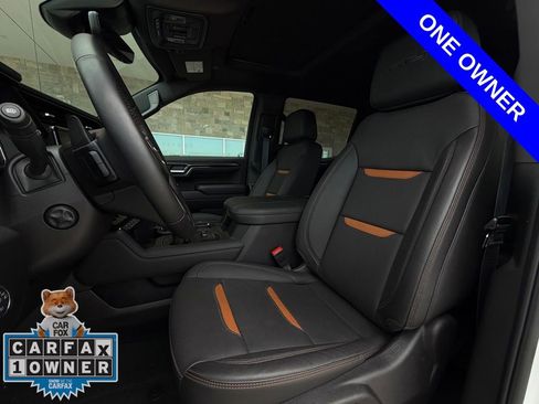 Used 2024 GMC Sierra 1500 AT4 w/ Technology Package AWD/4WD image 6