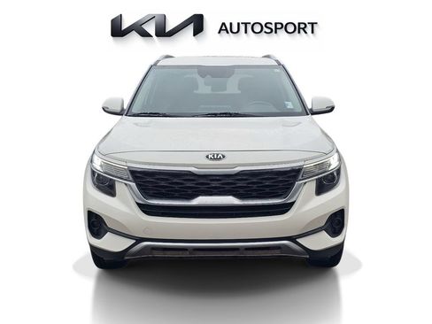 Certified 2021 Kia Seltos S FWD image 2