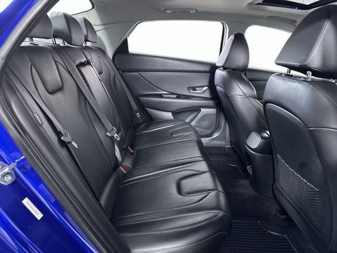 Used 2025 Hyundai Elantra Limited FWD image 28