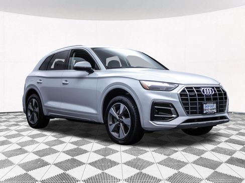 Used 2023 Audi Q5 2.0T Premium Plus w/ Premium Plus Package AWD/4WD image 16