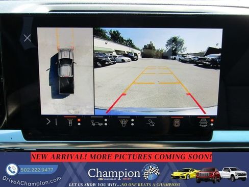 Used 2026 GMC Sierra 2500 SLT AWD/4WD image 18