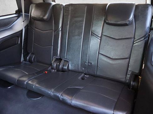 Used 2017 Cadillac Escalade Platinum AWD/4WD image 29