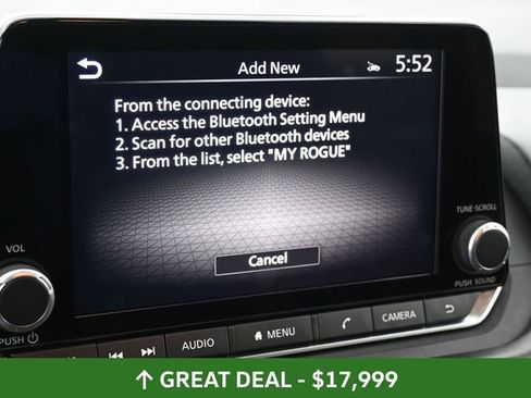 Used 2024 Nissan Rogue SV image 29