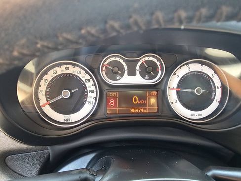Used 2015 FIAT 500L Trekking FWD image 8