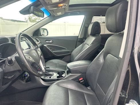 Used 2017 Hyundai Santa Fe AWD w/ SE Ultimate Tech Package 03 image 10