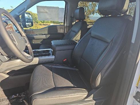 New 2025 Ford F350 Lariat w/ Lariat Ultimate Package image 17