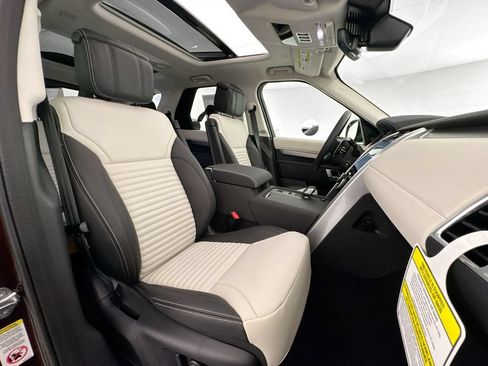 New 2026 Land Rover Discovery Limited Edition AWD/4WD image 29