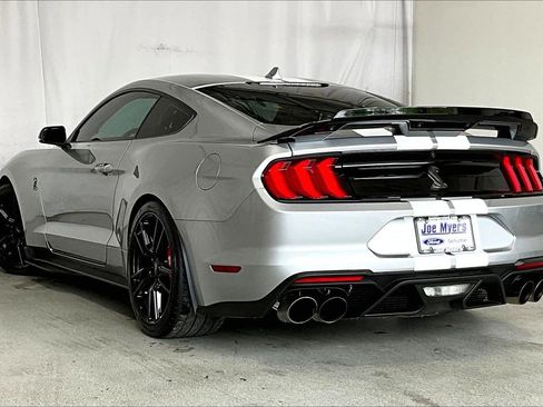 Used 2020 Ford Mustang Shelby GT500 w/ Technology Package image 9