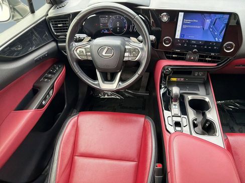 Used 2024 Lexus NX 250 FWD image 27