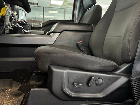 Used 2019 Ford F150 XLT w/ Equipment Group 302A Luxury AWD/4WD image 7