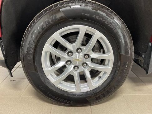Used 2020 Chevrolet Silverado 1500 LT w/ Convenience Package AWD/4WD image 7