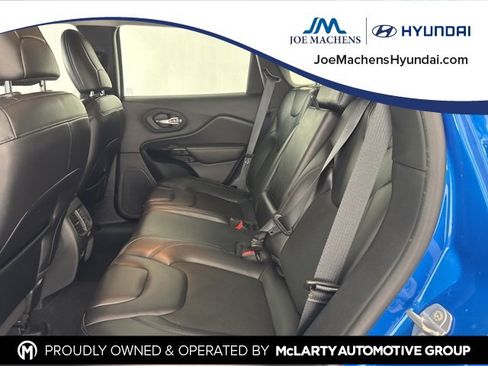 Used 2021 Jeep Cherokee Latitude Plus image 27