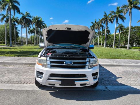 Used 2017 Ford Expedition Platinum RWD image 44