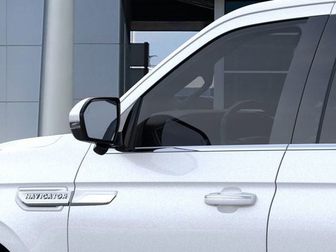 New 2023 Lincoln Navigator L Reserve image 20