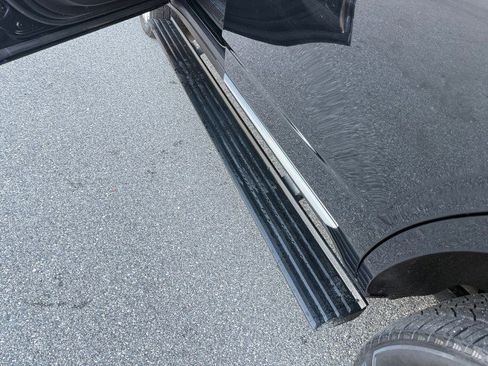 Used 2021 GMC Yukon Denali w/ Denali Ultimate Package image 18