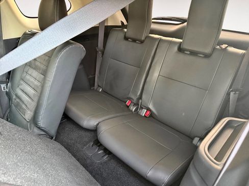 Used 2019 Mitsubishi Outlander SE image 11