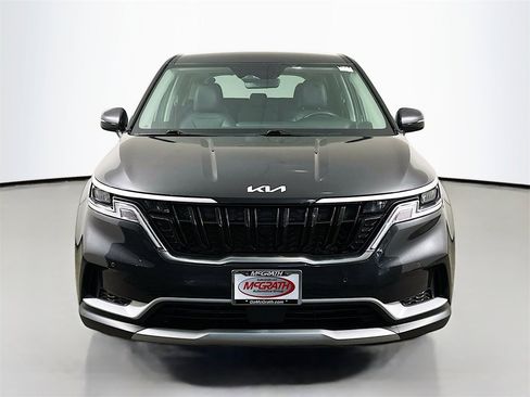 Certified 2024 Kia Carnival EX image 17