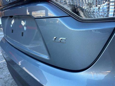 Used 2023 Toyota Corolla LE image 32