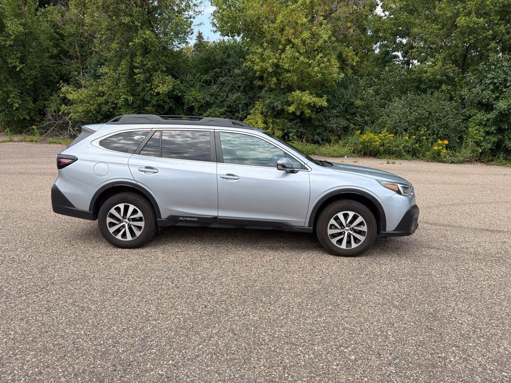 Used 2020 Subaru Outback Premium w/ Popular Package #1 AWD/4WD image 16