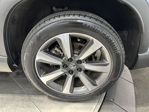 Certified 2024 Honda Pilot Elite image 10