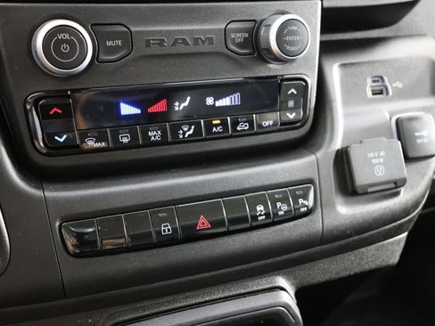 Used 2024 RAM ProMaster 2500 w/ Quick Order Package 22G SLT FWD image 25