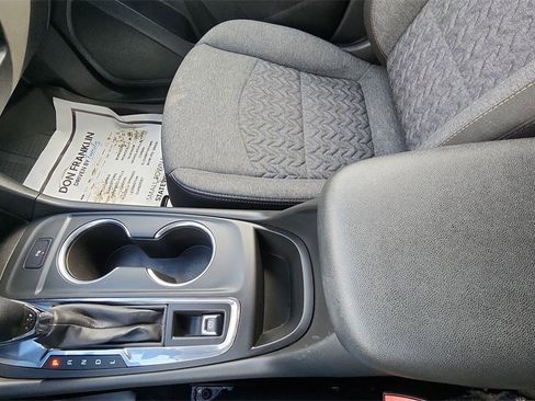 Used 2023 Chevrolet Equinox LT image 24