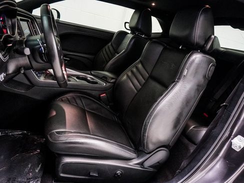 Used 2020 Dodge Challenger SRT Hellcat Redeye image 6