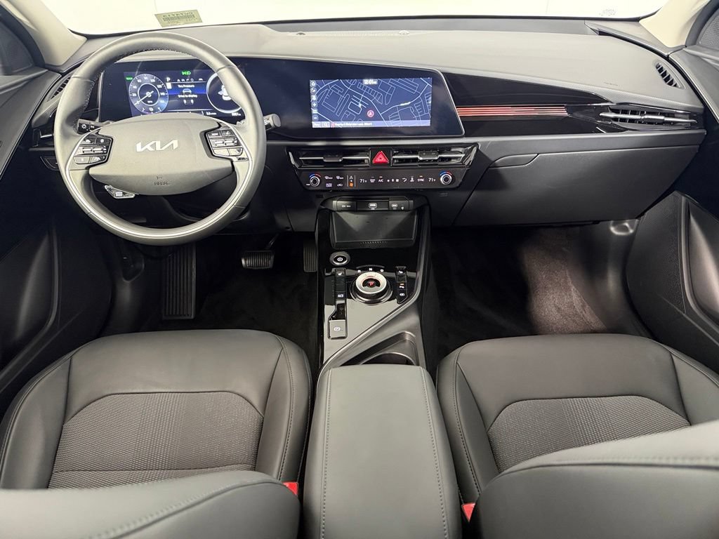 Used 2024 Kia Niro Wind FWD image 13