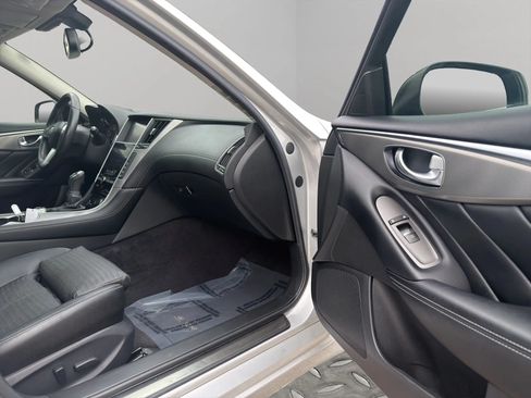 Used 2018 INFINITI Q50 Sport RWD image 21