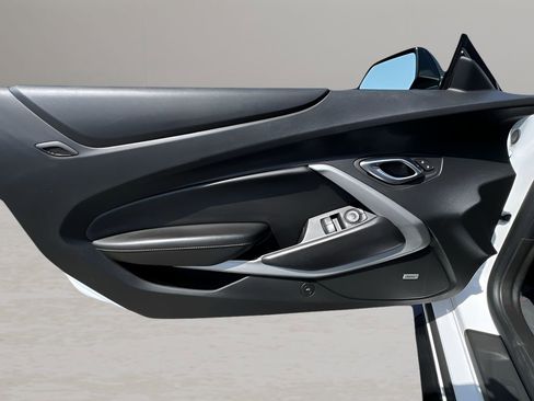 Used 2018 Chevrolet Camaro LT w/ Redline Edition image 20