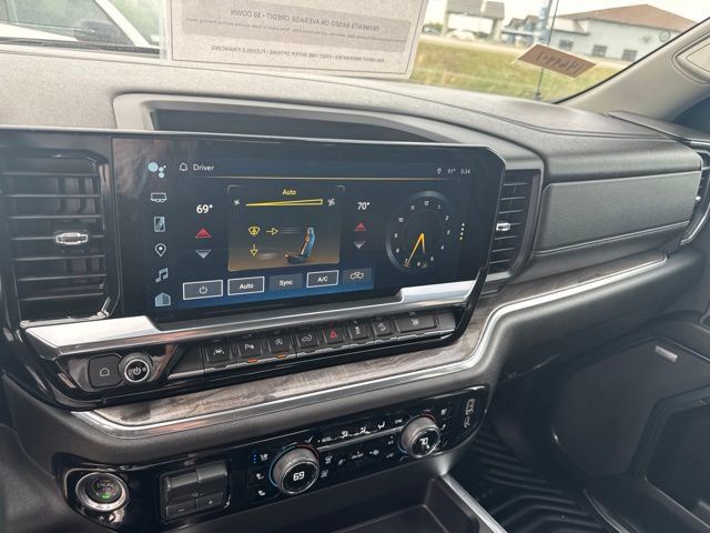 Used 2023 Chevrolet Silverado 1500 LTZ w/ Z71 Off-Road Package AWD/4WD image 22