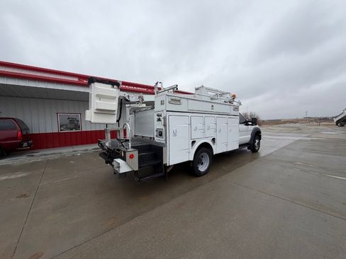 Used 2013 Ford F550 2WD Regular Cab Super Duty w/ Payload Upgrade Pkg image 8