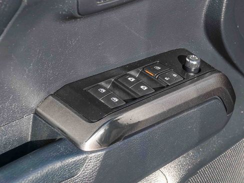 Certified 2018 Toyota Tacoma TRD Sport RWD image 24