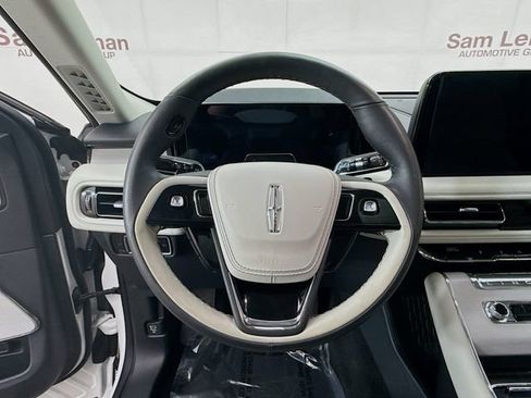 Used 2025 Lincoln Aviator Reserve w/ Equipment Group 201A AWD/4WD image 11