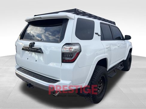 Used 2020 Toyota 4Runner TRD Off-Road Premium AWD/4WD image 6