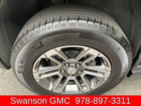Used 2025 GMC Terrain Elevation AWD/4WD image 32