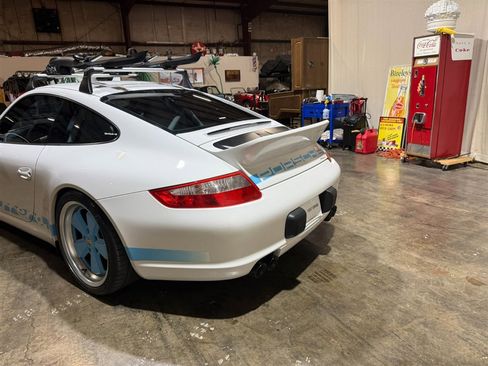 Used 2006 Porsche 911 image 18