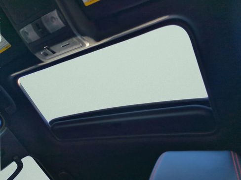 Used 2023 Nissan Frontier PRO-4X w/ Pro-4X Premium Package image 10